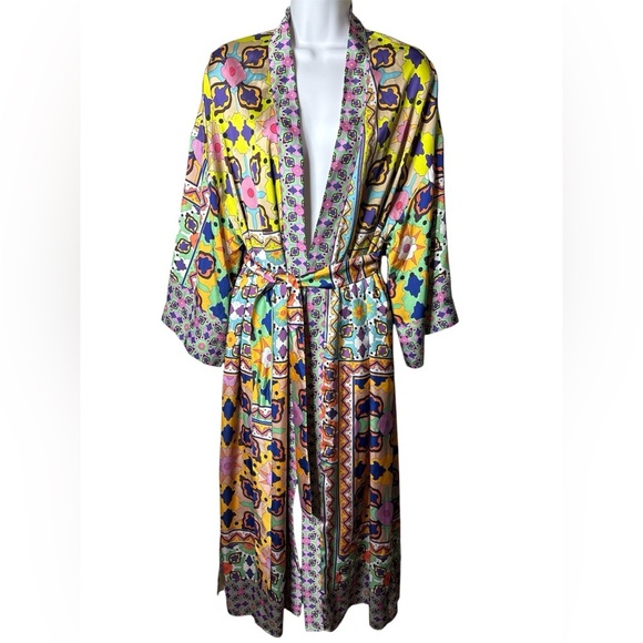 Zara Womens Geometric Satin Kimono Robe Size XS Flowy Festival Boho Hippie Beach - Picture 3 of 12
